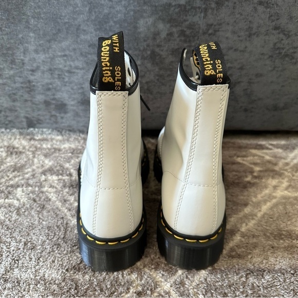 NWT Dr Martens 1460 Bex Smooth White Leather Boots - Picture 4 of 6